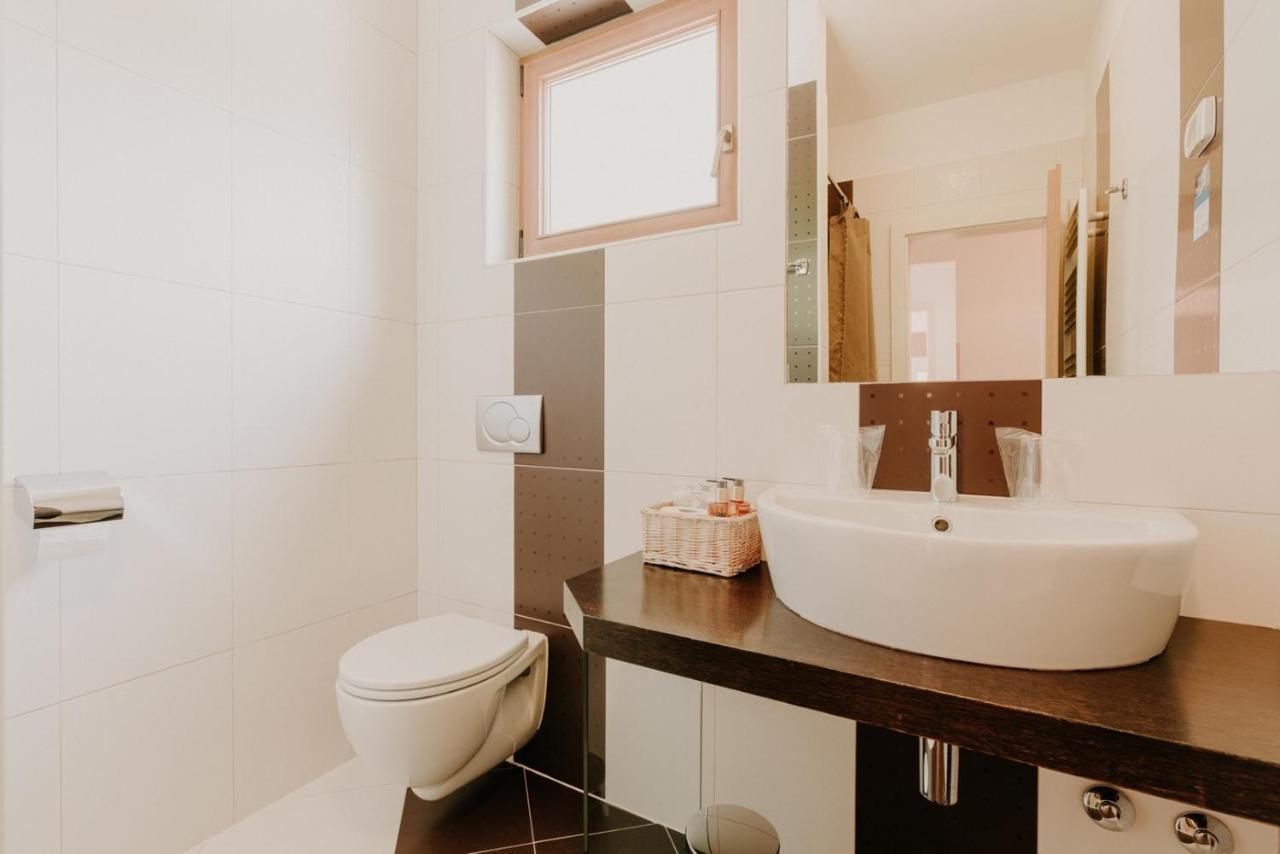 Bed And Breakfast Kolo Adults Only Bužinija エクステリア 写真