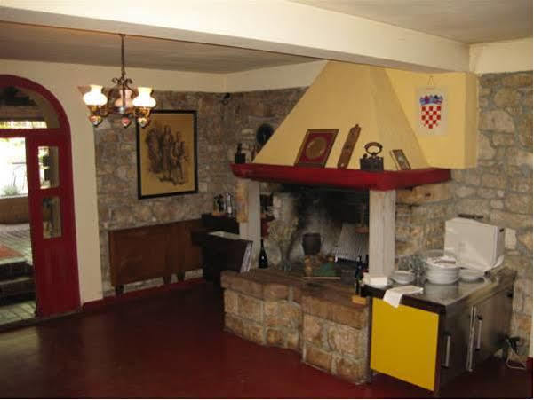 Bed And Breakfast Kolo Adults Only Bužinija エクステリア 写真